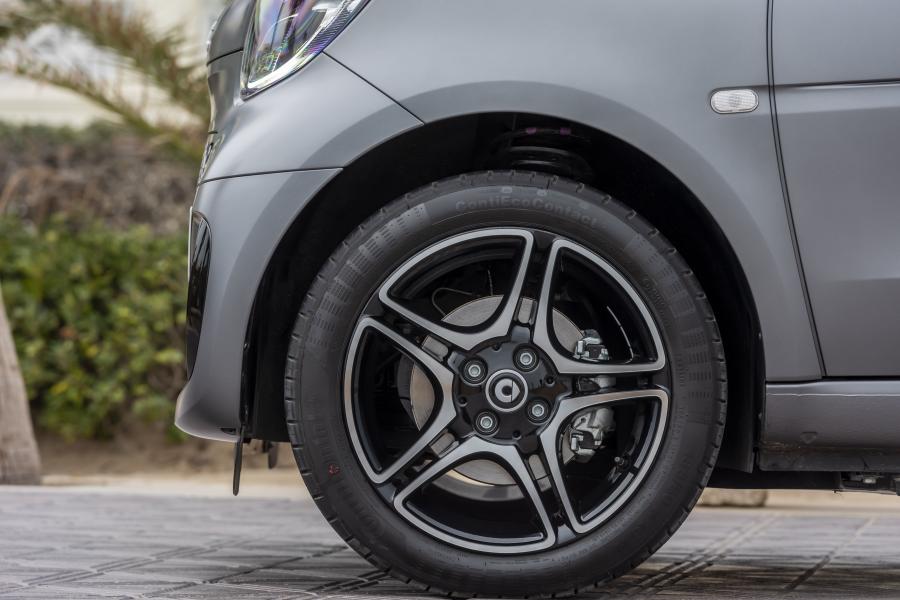 Колеса Smart EQ ForTwo Pulse Cabrio (A453) 2020 года  (WW) (фото 31 из 42)